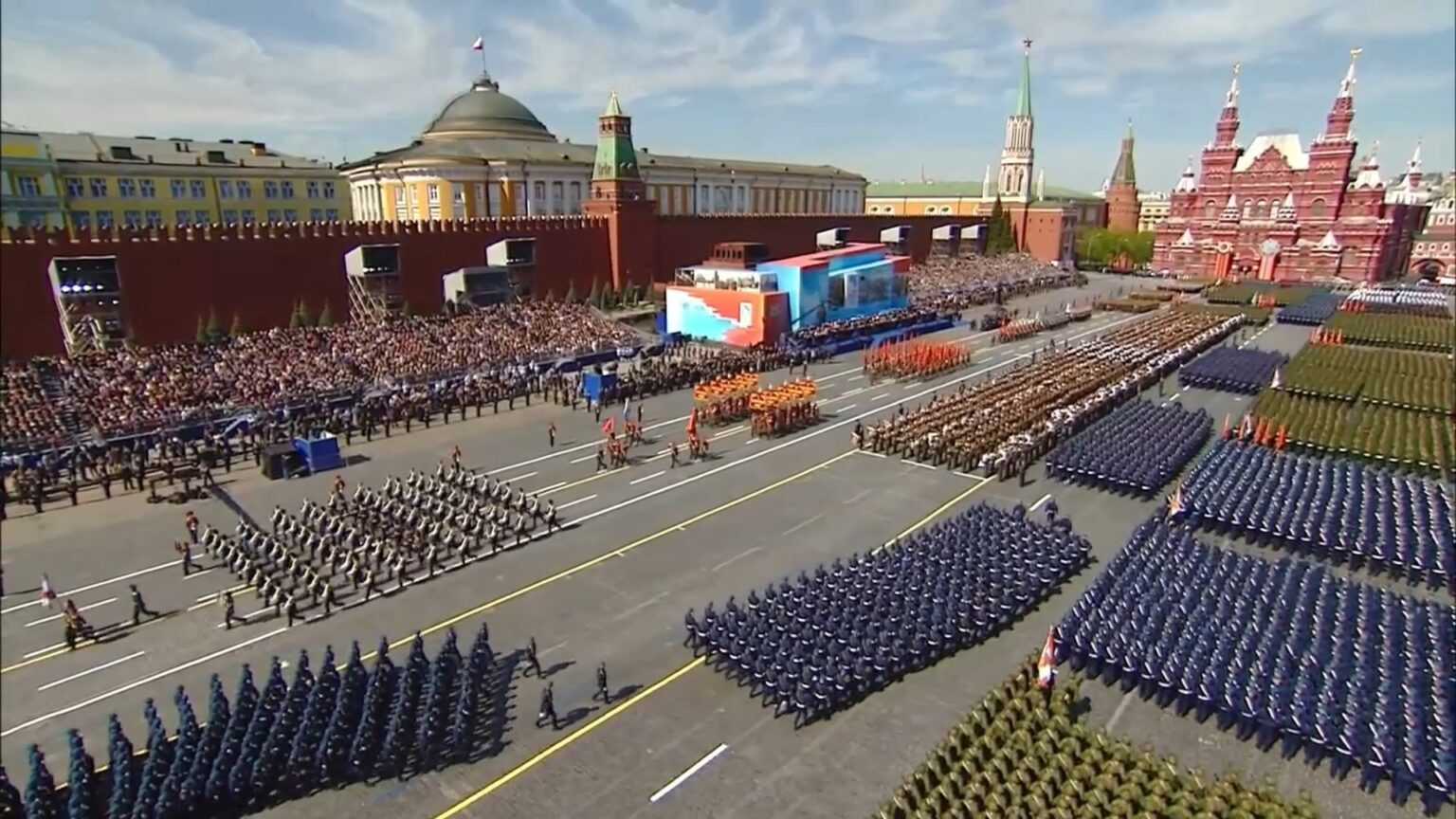 Nos montages son putin the new empire 1.1.7 1536x864
